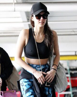 Джессика Альба